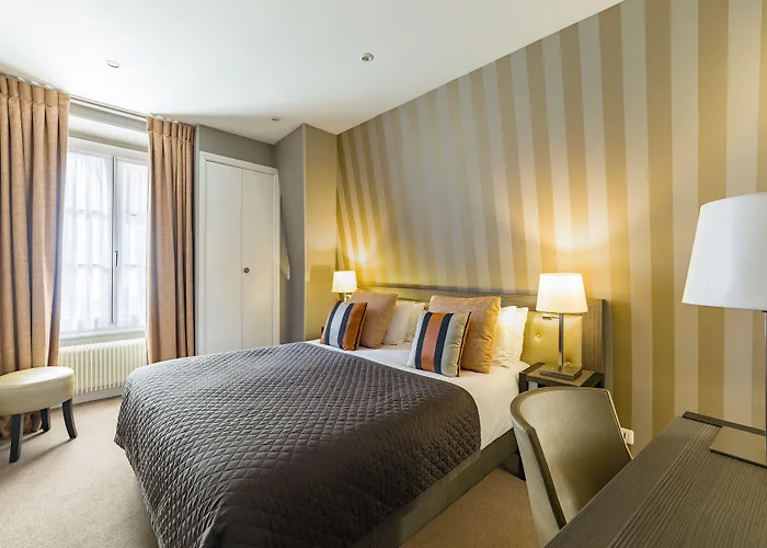 Eiffel Kennedy Hotel Parijs